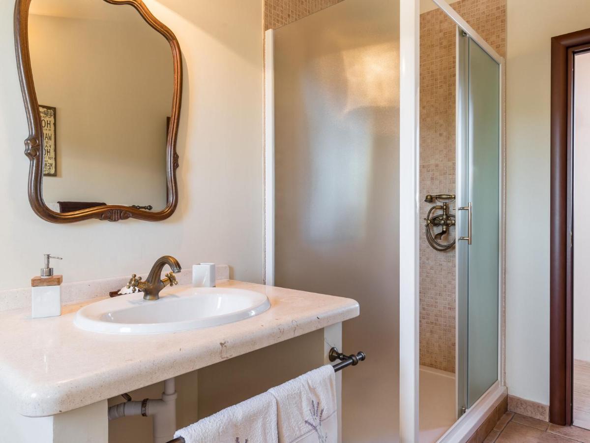 Luxurious Villa In Selca With Pool エクステリア 写真